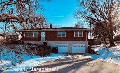 Main picture of 5521 Fort St