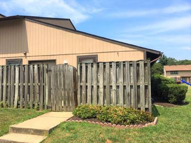 Main picture of 544 Glen Ct