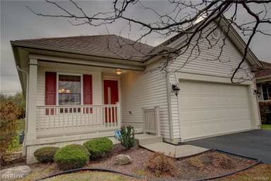 Main picture of 51 Hickory Grove Ln