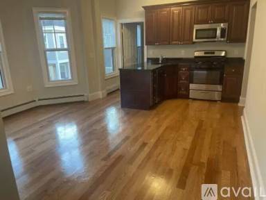 Main picture of 118 College Ave
