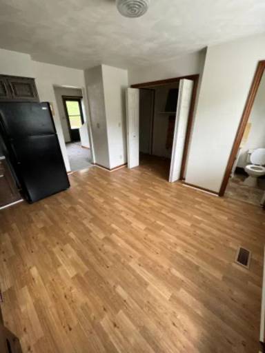 Main picture of 111 Oakwood Rd