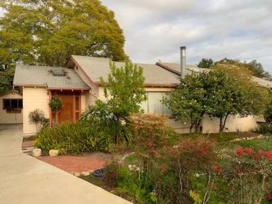 Main picture of 534 Arroyo Ave