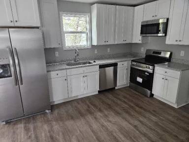 Main picture of 2420 Elmwood Ave