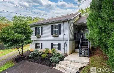 Main picture of 163 Appalachian Way