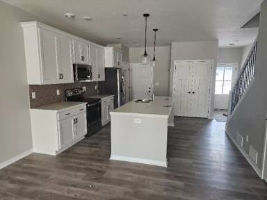 Main picture of 5244 Harvest Square Ln NW