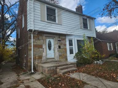 Main picture of 17539 Pinehurst St