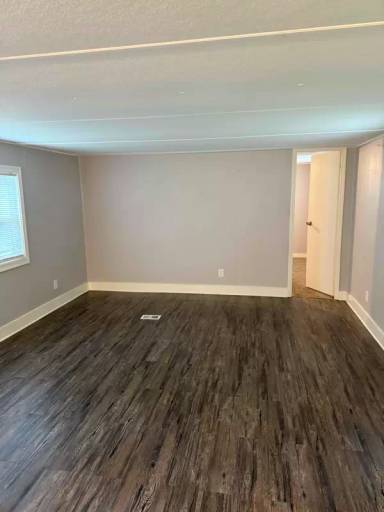 Main picture of 2317 Wright