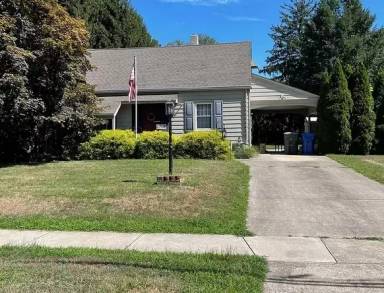 Main picture of 117 University Blvd