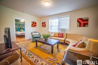 Main picture of 4201 Locust St