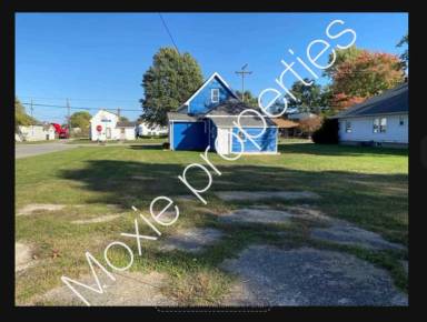 Main picture of 1621 N Webster St