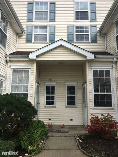 Main picture of 713 Snowdrop Ct