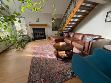 Main picture of 826 S Vance St