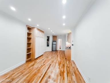 Main picture of 527 W 48th St