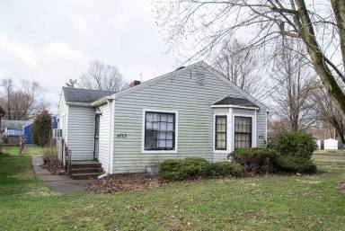 Main picture of 4723 E 34th St