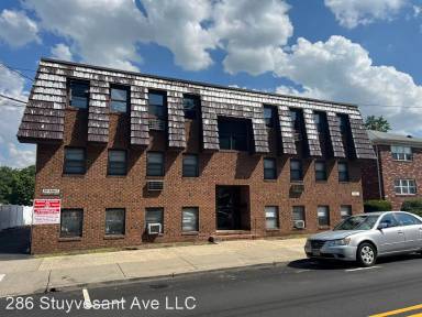 Main picture of 286 Stuyvesant Ave