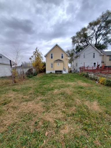 Main picture of 1419 Bluff St