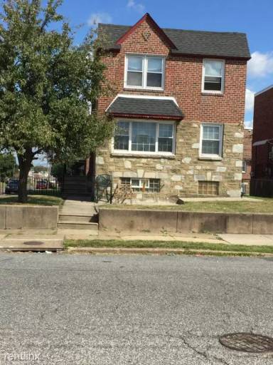 Main picture of 2421 Bleigh Ave