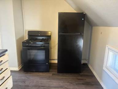 Main picture of 527 9th St SW