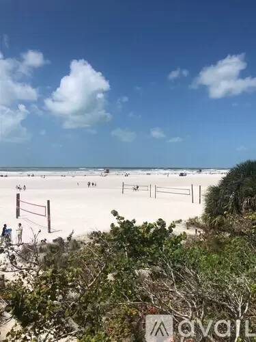 Main picture of 6444 Elmwood Ave