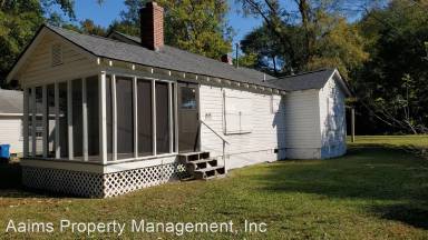 Main picture of 861 W Orange St
