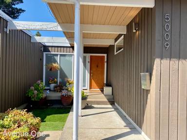 Main picture of 5009 48th Ave NE