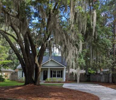 Main picture of 218 Port Royal Dr
