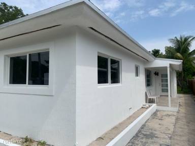 Main picture of 125 NW 52nd St