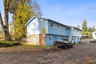 Main picture of 15139 SE Powell Blvd