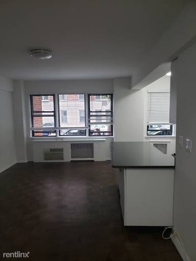 Main picture of 20 Beekman Pl