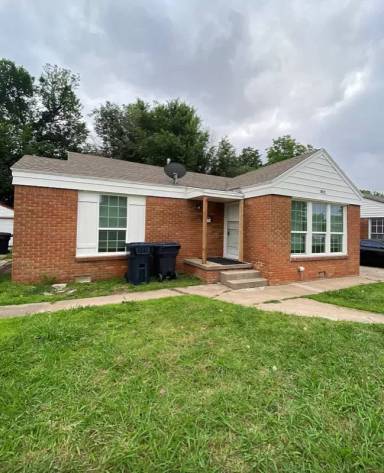 Main picture of 3812 NW 16th St