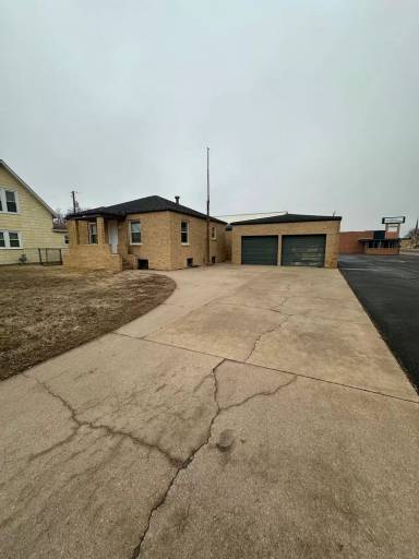 Main picture of 2608 23rd St
