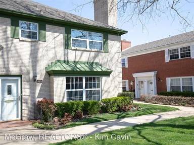 Main picture of 5542 E 46th St