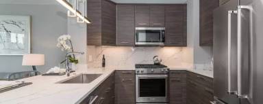 Main picture of 400 N Canal