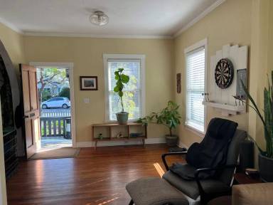 Main picture of 334 W Islay St