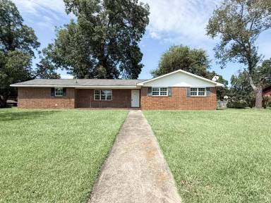 Main picture of 128 Barnesdale Dr