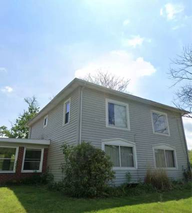 Main picture of 1703 Skyline Hts