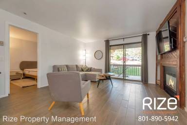 Main picture of Red Pine Condos