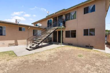 Main picture of 2248-52 Ocean View Blvd Apartments