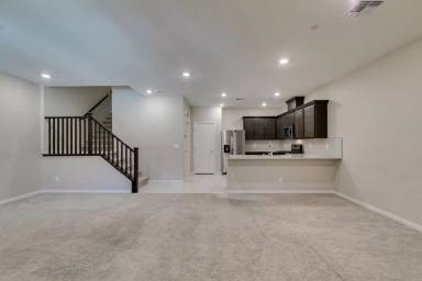 Main picture of 2604 Ercolano St