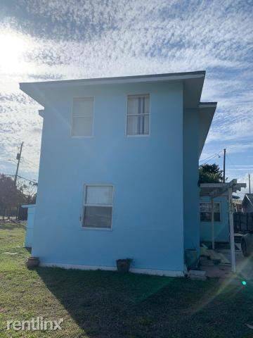 Main picture of 1217 Madeira Ct