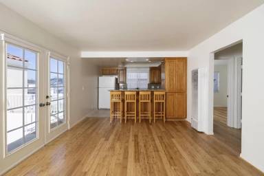 Main picture of 124 Onyx Ave
