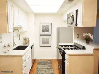 Main picture of Meadowood Apartments