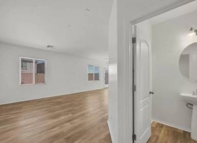 Main picture of 614 Taliput Palm Pl