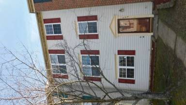 Main picture of 309 Clint Ln