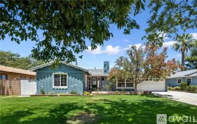Main picture of 21714 Arminta St
