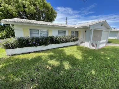 Main picture of 9360 140th Ln