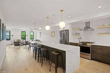 Main picture of 26 New York Ave NW
