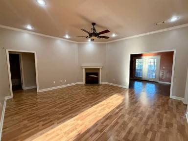 Main picture of 6017 Beaver Creek Ln
