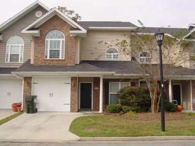 Main picture of 702 Kendal Ct