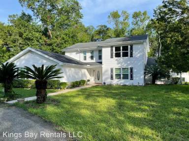 Main picture of 802 Devon Dr